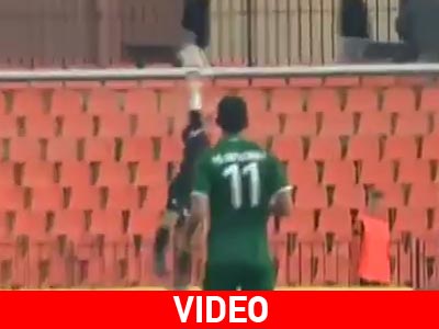 Το έβαλε από τη σέντρα